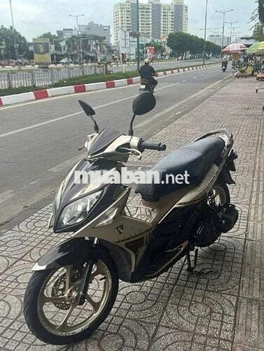 Yamaha Novo 4 2011 Nâu Tự động