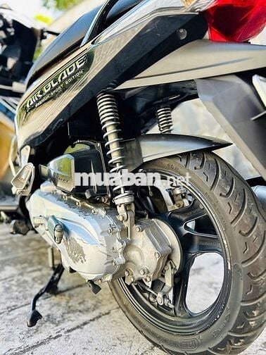 Dư xe AB 2012 zin chính chủ nữ trung niên chạy kỹ