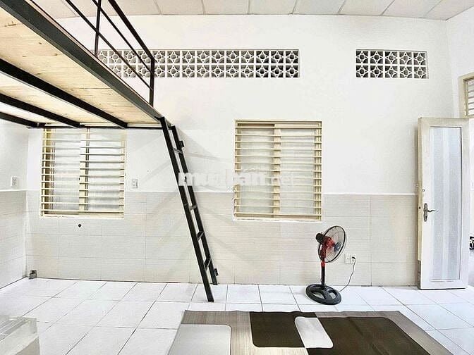 CHO THUÊ KIOT SIÊU RỘNG RÃI NHƯ HÌNH THOÁNG MÁT NGAY LÊ VĂN QUỚI