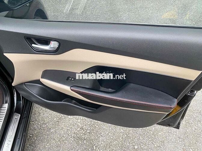 Hyundai Accent 2019 1.4 ATH - 70000 km