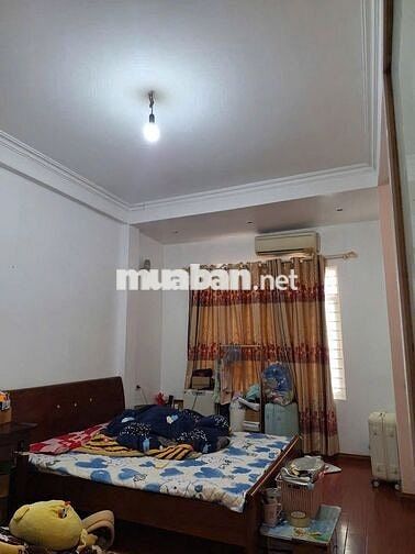 Cho thê nhà riêng ngõ 243 Tam Trinh - 46m2 - 3 tầng - 10tr