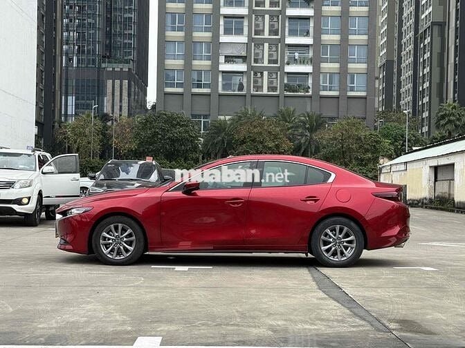 Mazda 3 2021 1.5AT Deluxe - mẫu quá đẹp - Giá mềm