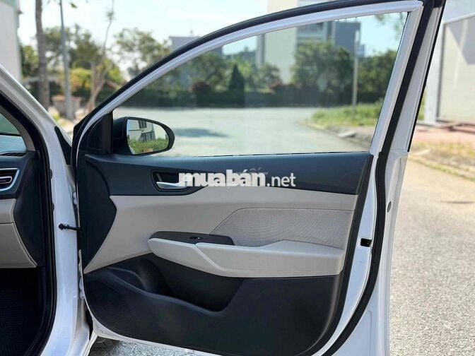 Hyundai Accent 2022 1.4 MT Tiêu Chuẩn - 40000 km