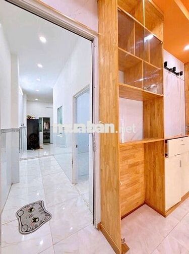 NHÀ 3 PHÒNG NGỦ - HẺM 28 MẬU THÂN