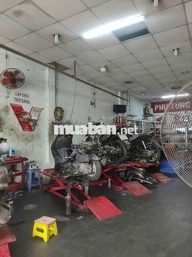 Hiếm ! Bán nhà mặt tiền Huỳnh Tấn Phát, Q7, 195m2, 2 tầng, chỉ 29,9 tỷ