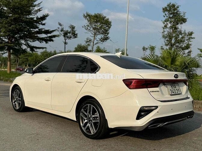 Kia Cerato 2021 1.6 AT LUXURY - 62000 km