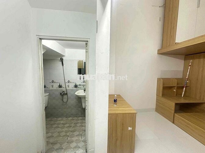 SIÊU DUPLEX GÁC CAO 2M_MỚI 100%_TÁCH BẾP_FULL NỘI THẤT Ở LẠC LONG QUÂN