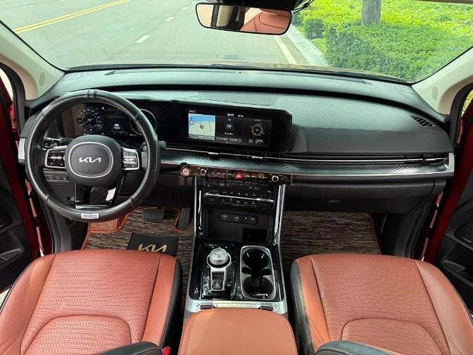 🆕 KIA CARNIVAL 2.2Diesel " Signature " Sản xuất : 2022 Model 2023