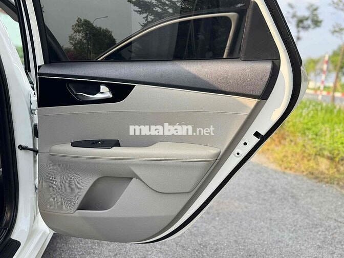 Kia Cerato 2021 1.6 AT LUXURY - 62000 km