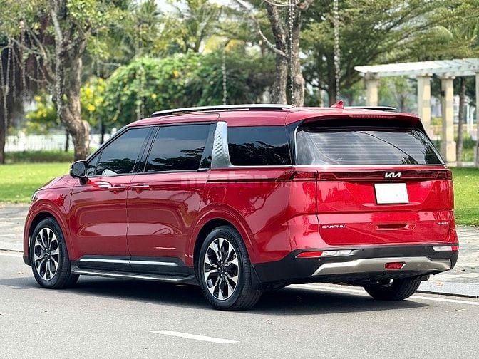 🆕 KIA CARNIVAL 2.2Diesel " Signature " Sản xuất : 2022 Model 2023