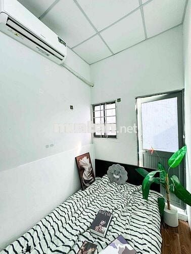 Căn Hộ cho thuê 2 phòng ngủ+ban công Tân Phú