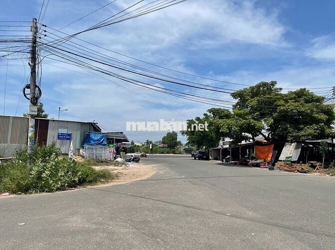 Góc 2 mặt tiền Nguyễn Văn Linh TP.Phan Thiết 162m2(7mx30m) Full thổ cư