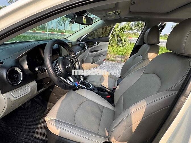 Kia Cerato 2021 1.6 AT LUXURY - 62000 km