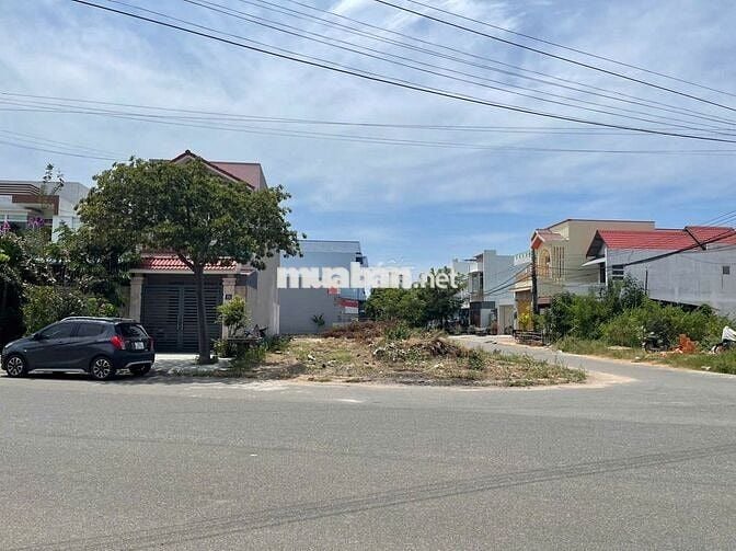 Góc 2 mặt tiền Nguyễn Văn Linh TP.Phan Thiết 162m2(7mx30m) Full thổ cư