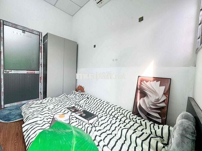 Căn Hộ cho thuê 2 phòng ngủ+ban công Tân Phú