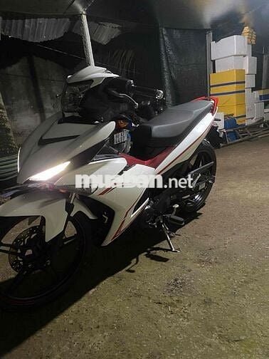 xe nguyên zin còn khá đẹp