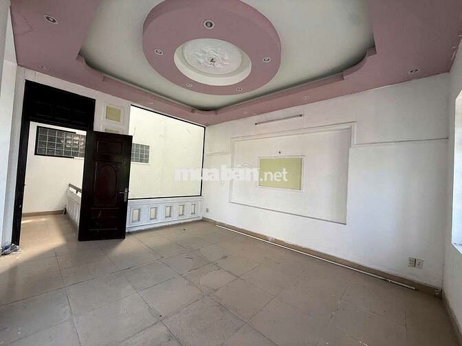 BIỆT THỰ 10X24M 1 TRỆT 2 LẦU RỘNG RÃI THÔNG THOÁNG