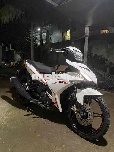 xe nguyên zin còn khá đẹp