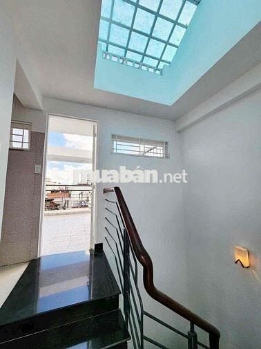 BÁN NHÀ HẺM 4m THÔNG TRẦN VĂN ƠN 4,2x10 4 tấm mới