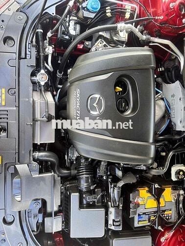 Mazda 3 2016 1.5 AT Sedan - 100000 km