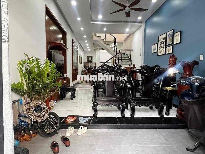 Nhà 3 Tầng Đúc, Lê Trọng Tấn, Đường Xe Tải 6m, DT 60m2