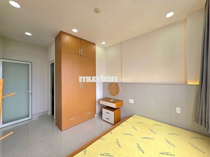 Cho thuê The Botanica 2PN, 73m², tầng cao, view cây xanh, 18 triệu