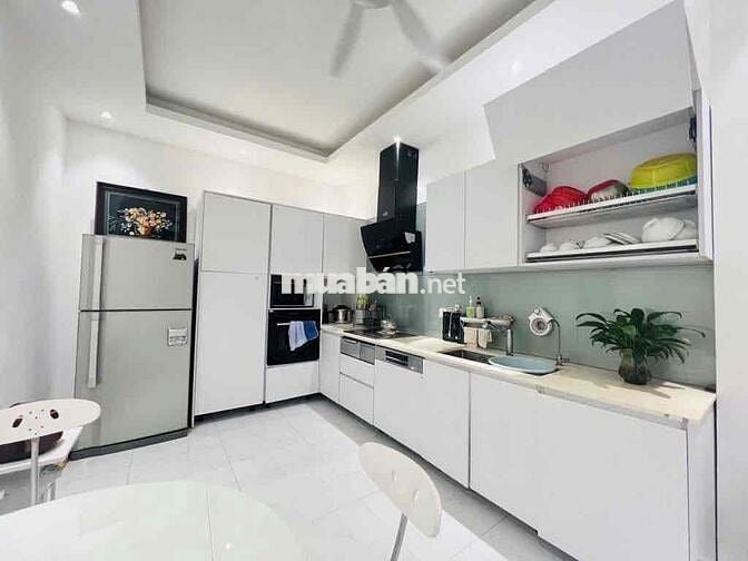 NHÀ ĐẸP KIM ĐỒNG 3BƯƠC Ô TÔ TRÁNH DT 44M 4 TẦNG 8Tỷ