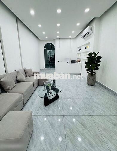 SIÊU PHẨM NHÀ ĐẸP - 20A Hoa Lan, Q.PN - 4.5x20m - 5PN - Full Máy Lạnh