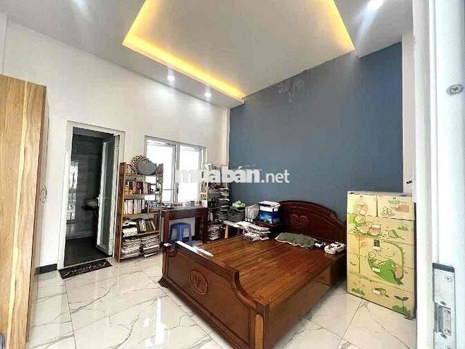 Nhà 3 Tầng Đúc, Lê Trọng Tấn, Đường Xe Tải 6m, DT 60m2