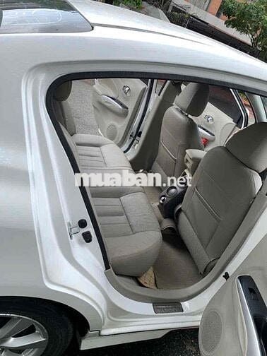 Nissan Sunny XV Premium 2018 75000 km Trắng