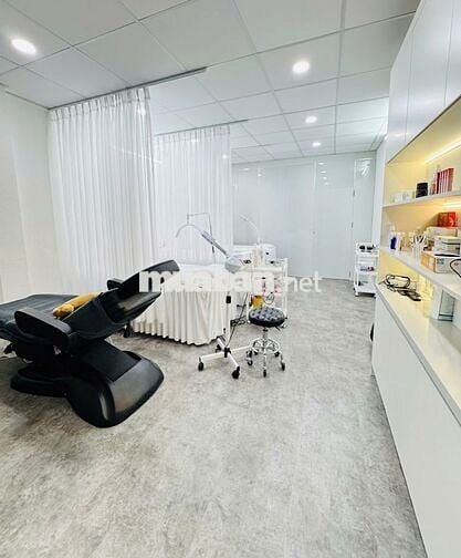 SIÊU PHẨM NHÀ ĐẸP - 20A Hoa Lan, Q.PN - 4.5x20m - 5PN - Full Máy Lạnh