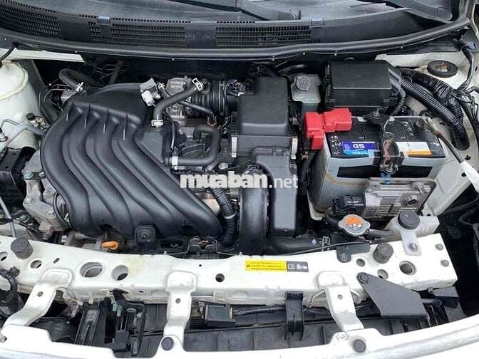 Nissan Sunny XV Premium 2018 75000 km Trắng