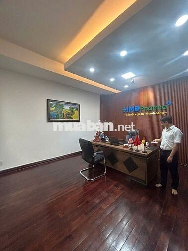 🏡  Biệt Thự Cho Thuê HXH Phổ Quang_8,5x18m_Trệt 3 Lầu, Gara Ô Tô