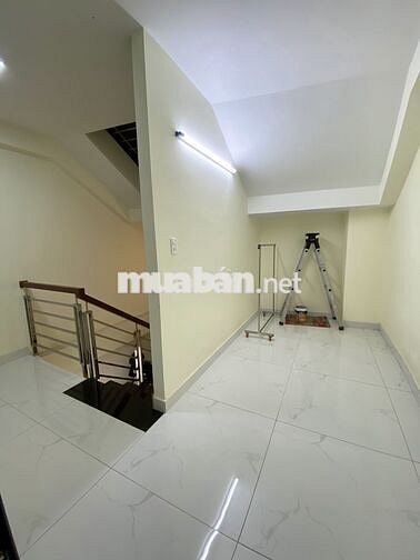 🏡CHO THUÊ NHÀ HẺM 2 LẦU - 2PN - 3WC - SÂN THƯỢNG - GẦN KCN TÂN THUẬN