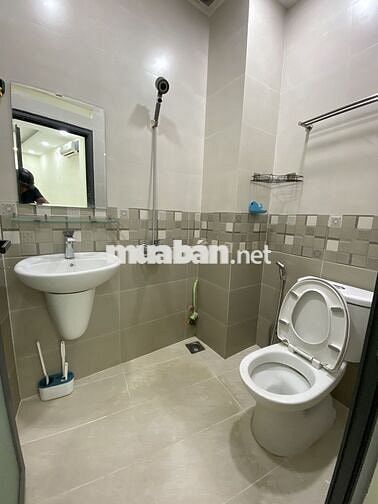 🏡CHO THUÊ NHÀ HẺM 2 LẦU - 2PN - 3WC - SÂN THƯỢNG - GẦN KCN TÂN THUẬN