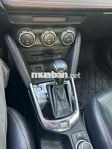 Mazda 2 2016 1.5 AT Hatchback - 100000 km