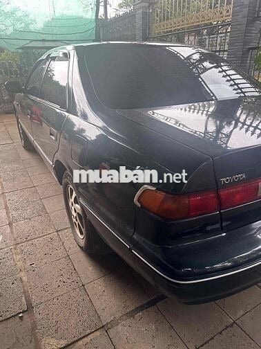 Chính chủ bán Toyota Camry 1998 GLi 2.2 nhập nhât