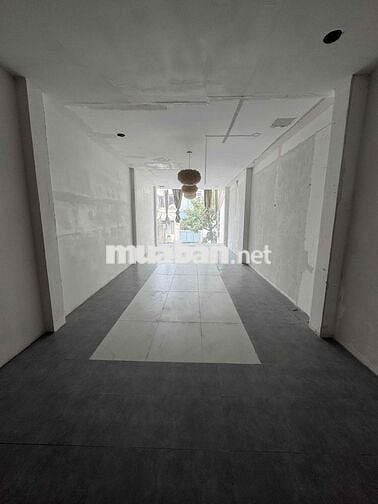 PHỐ THỜI TRANG NGUYỄN TRÃI THƯƠNG HIỆU Q1 4x18 - 5 TẦNG THANG MÁY