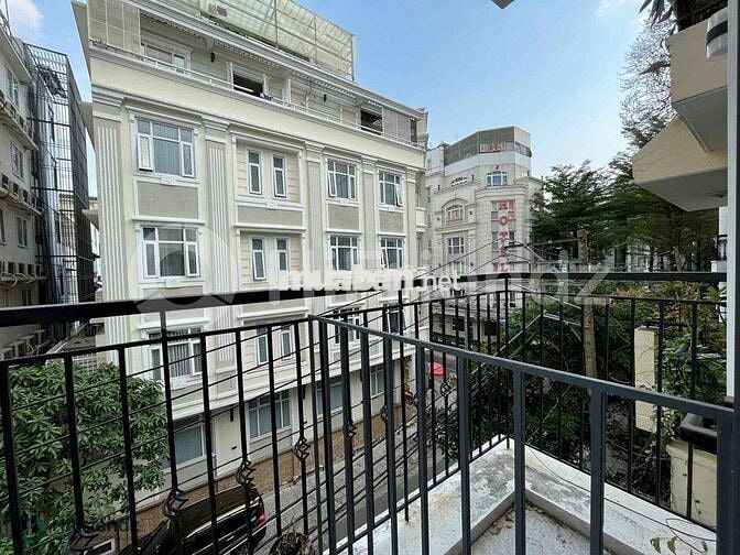 CHO THUÊ CĂN HỘ BAN CÔNG SIÊU ĐẸP GẦN QUẬN 8 - QUẬN 5 - QUẬN 7