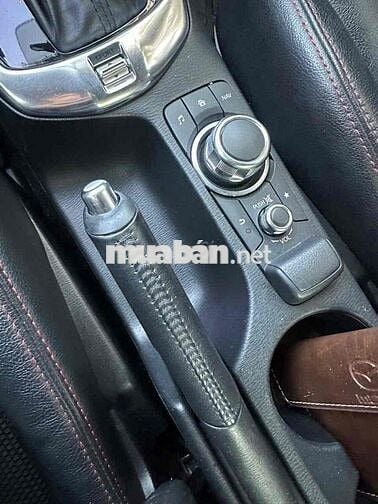 Mazda 2 2016 1.5 AT Hatchback - 100000 km