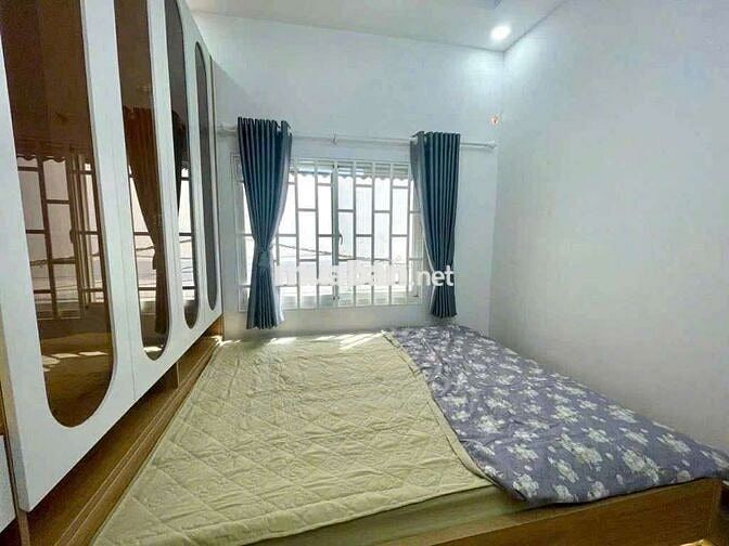 Cho thuê nhà nguyên căn có nội thất như hình trống sẵn