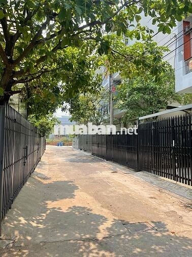 NHÀ HXH 200m2 4 PN 3 WC  FULL NỘI THẤT KDC Hoá An