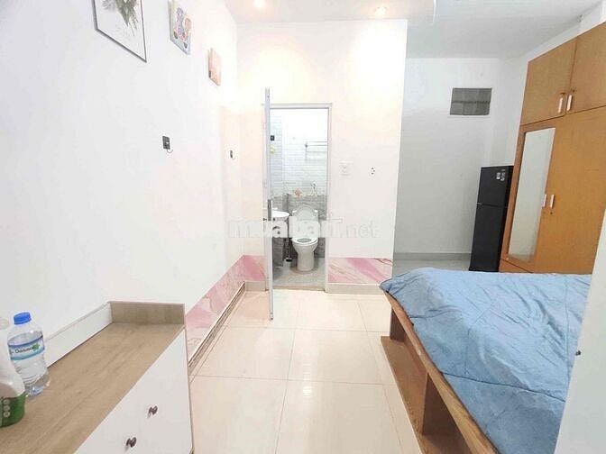 Cần pass lại phòng trung tâm quận 1 , gần Chợ Tân Định