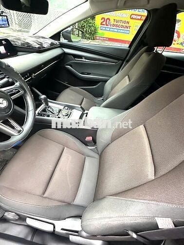 Mazda 3 2024 1.5L Deluxe - 30000 km