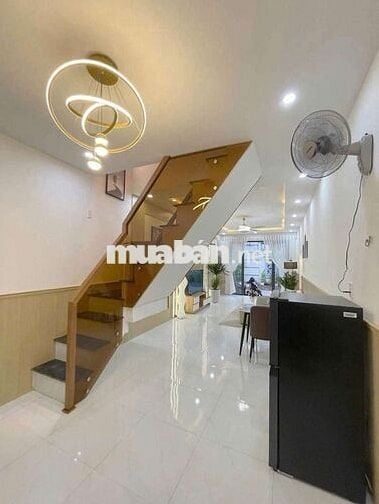 ⛔️ CHO THUÊ NHÀ 2 TẦNG KIỆT Ô TÔ: HÙNG VƯƠNG - 2PN - 2WC