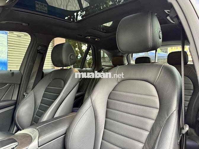 Mercedes Benz GLC Class 2021 - V1