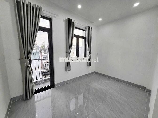 NHÀ MỚI ĐẸP 5 TẦNG, (4X11)M2, HẺM XE HƠI, FULL NỘI THẤT, 6,5 TỶ CÒN TL