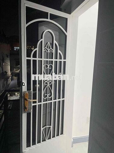 nhà nhỏ sổ hồng riêng khu dân cư thủ đức