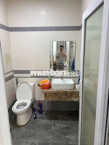 Cho thuê phòng trọ sạch sẽ + tiện nghi + yên tĩnh tại P1. Tân Bình