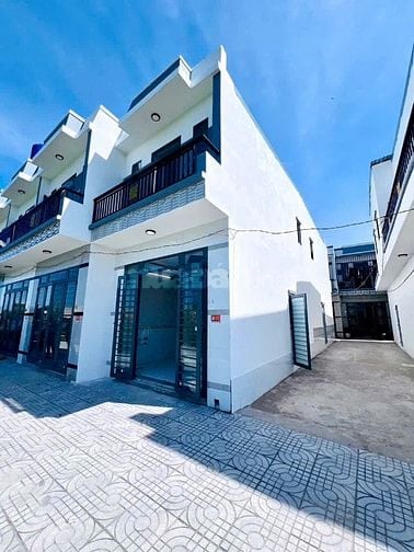 🥰NHÁ HÀNG CHO QUÝ CÔ CHÚ ANH CHỊ MỘT KHU NHÀ MỚI XÂY DỰNG GIÁ CHỈ 755